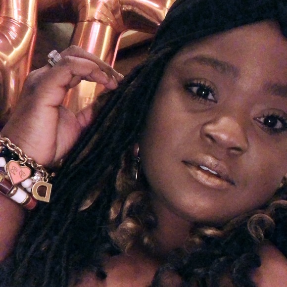 Meet your Posher, Jasna - Picture 1 of 1